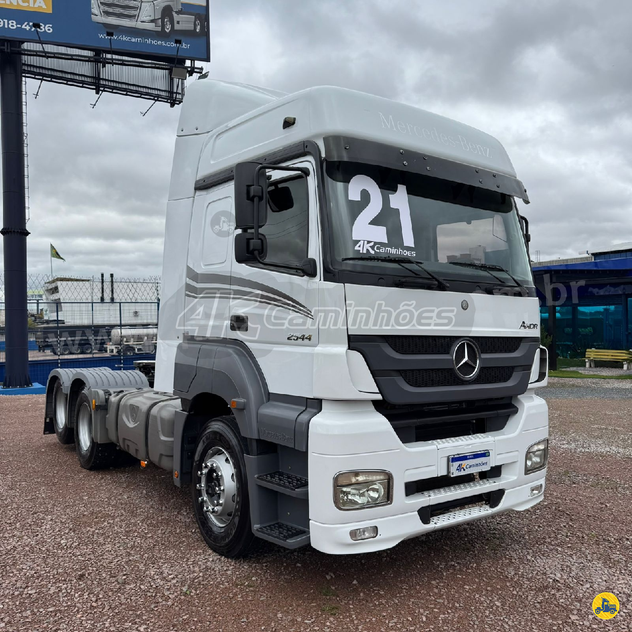 CAMINHAO MERCEDES-BENZ MB 2544 Cavalo Mecânico Cavalo 6x2 4K Caminhões - Itajaí ITAJAI SANTA CATARINA SC
